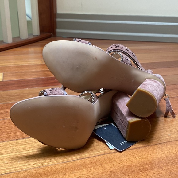 Zara Mauve Laser Cut Leather Heel Sandal - Picture 3 of 5